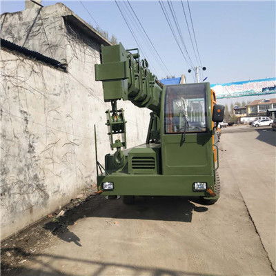 江西定做8噸6噸變形金剛自制吊現(xiàn)貨供應(yīng) 來(lái)電咨詢(xún) 濟(jì)寧久征工程機(jī)械供應(yīng)